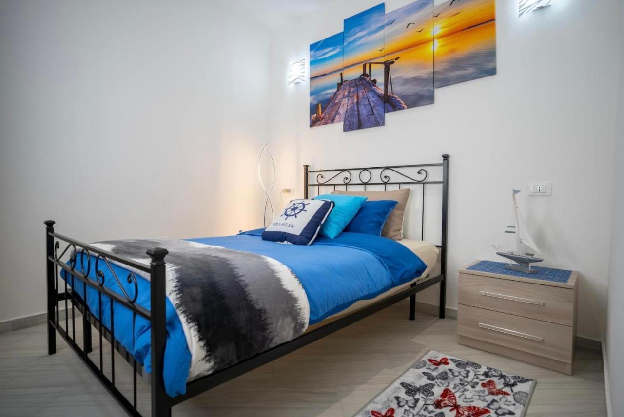 Appartamento 3 Camere Da Letto - Holiday House 2 Венеція Екстер'єр фото